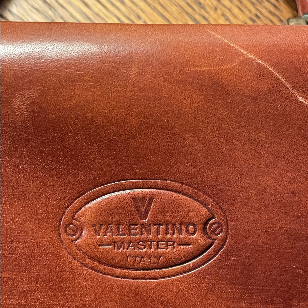 Valentino Rich Tan Leather Briefcase - Picture 3 of 12